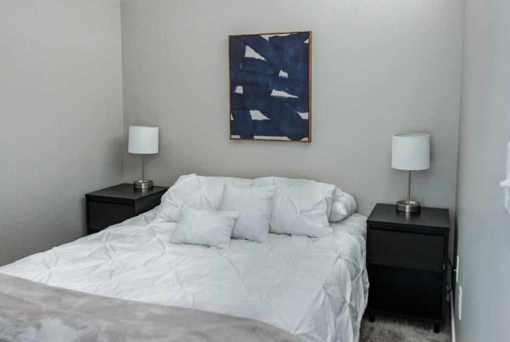 Modern Stylish Downtown Apartment Des Moines Dış mekan fotoğraf